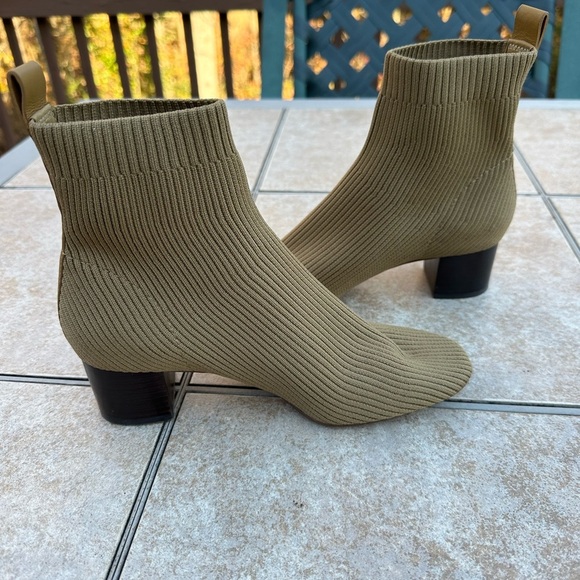 Everlane The Glove Boot - Picture 7 of 16